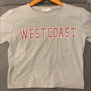 Letter Graphic Crop tee